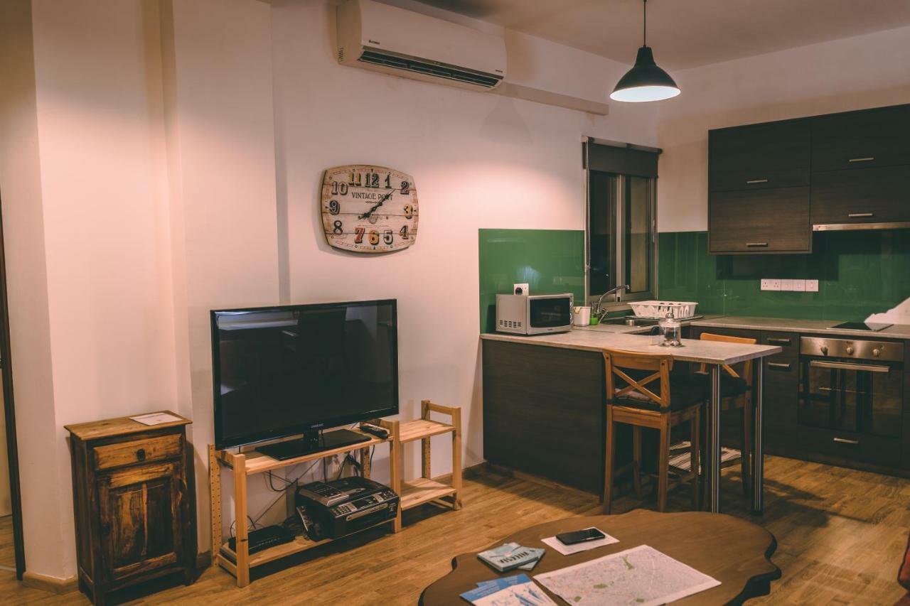 Cozy Flat City Center Nikosia Bagian luar foto