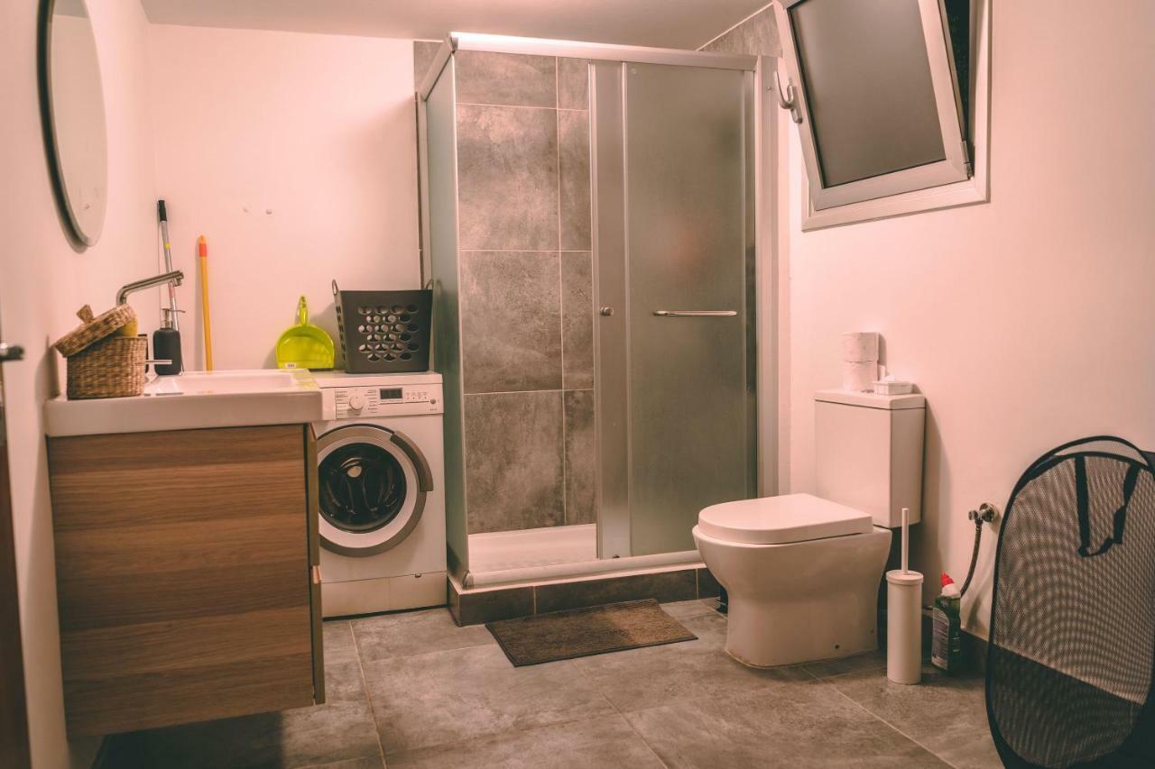 Cozy Flat City Center Nikosia Bagian luar foto